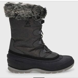 Kamik Women's MOMENTUM 3 Winter Boots Size 8